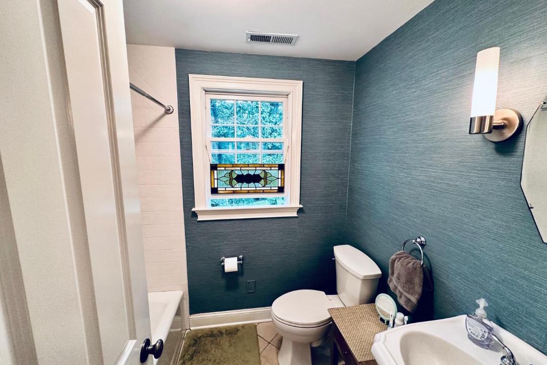 Photo of Bathroom in Washington