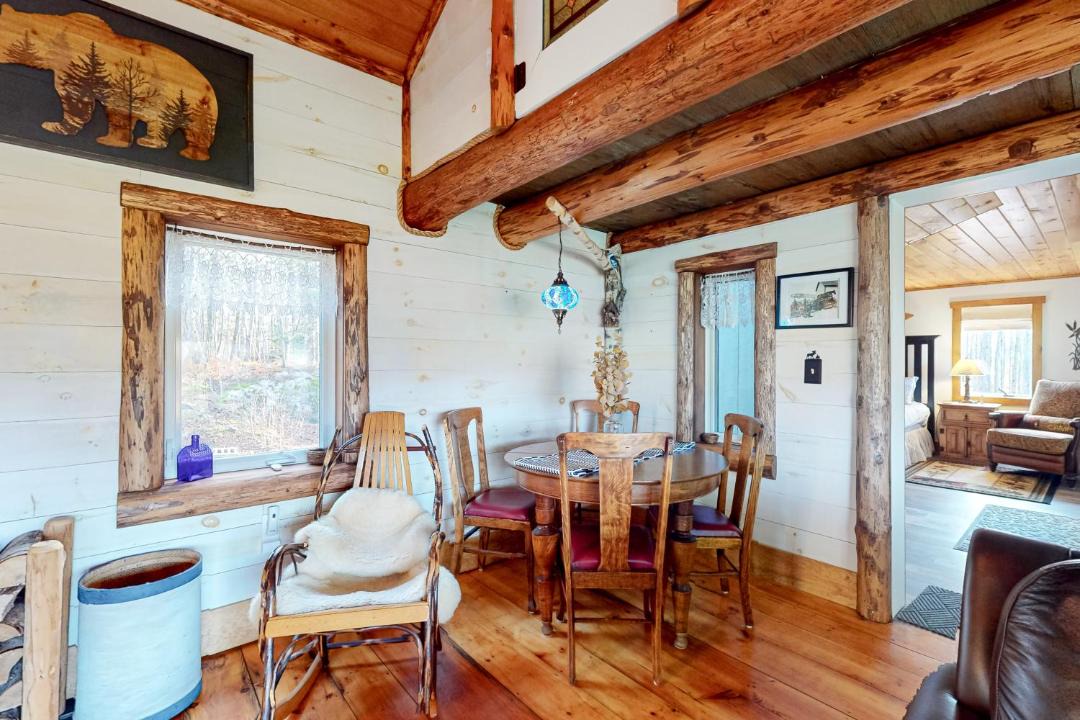 Photo of Livingroom in North Troy