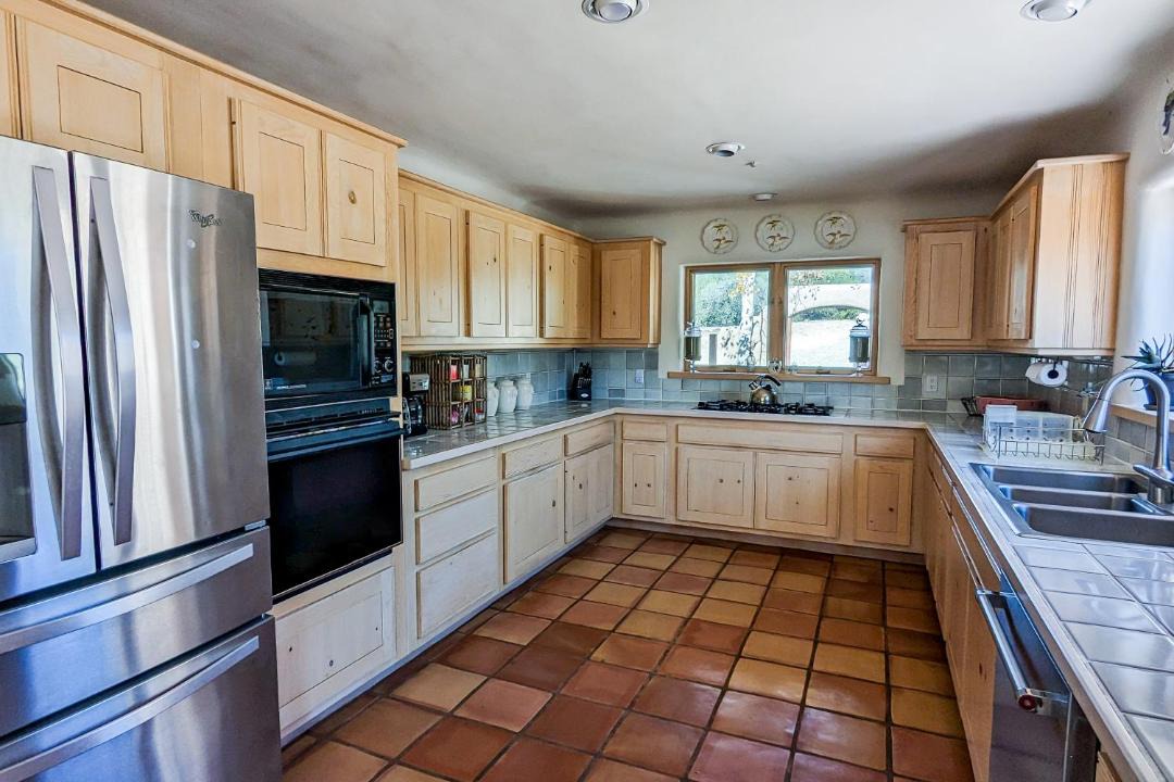 Photo of Kitchen in Valdez