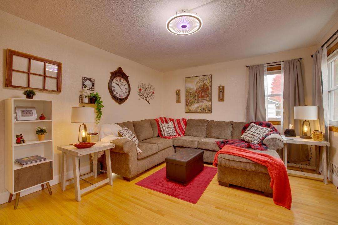 Photo of Livingroom in Harmony