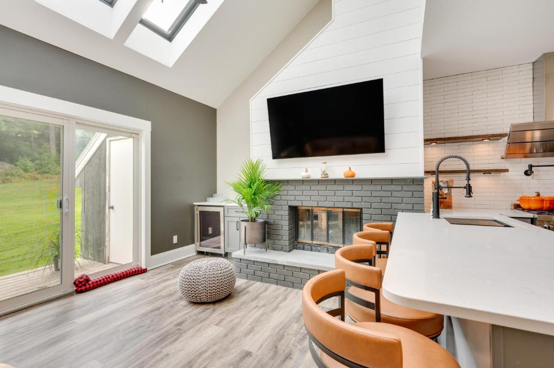 Photo of Livingroom in Plymouth