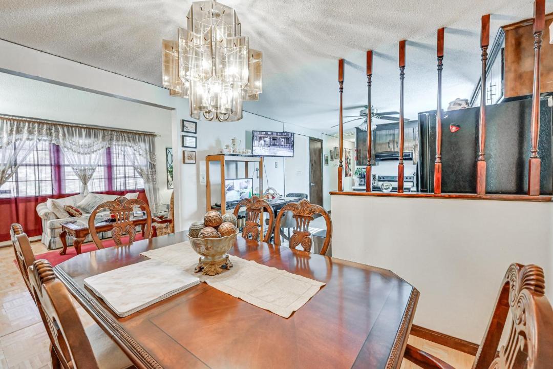 Photo of Livingroom in Windsor