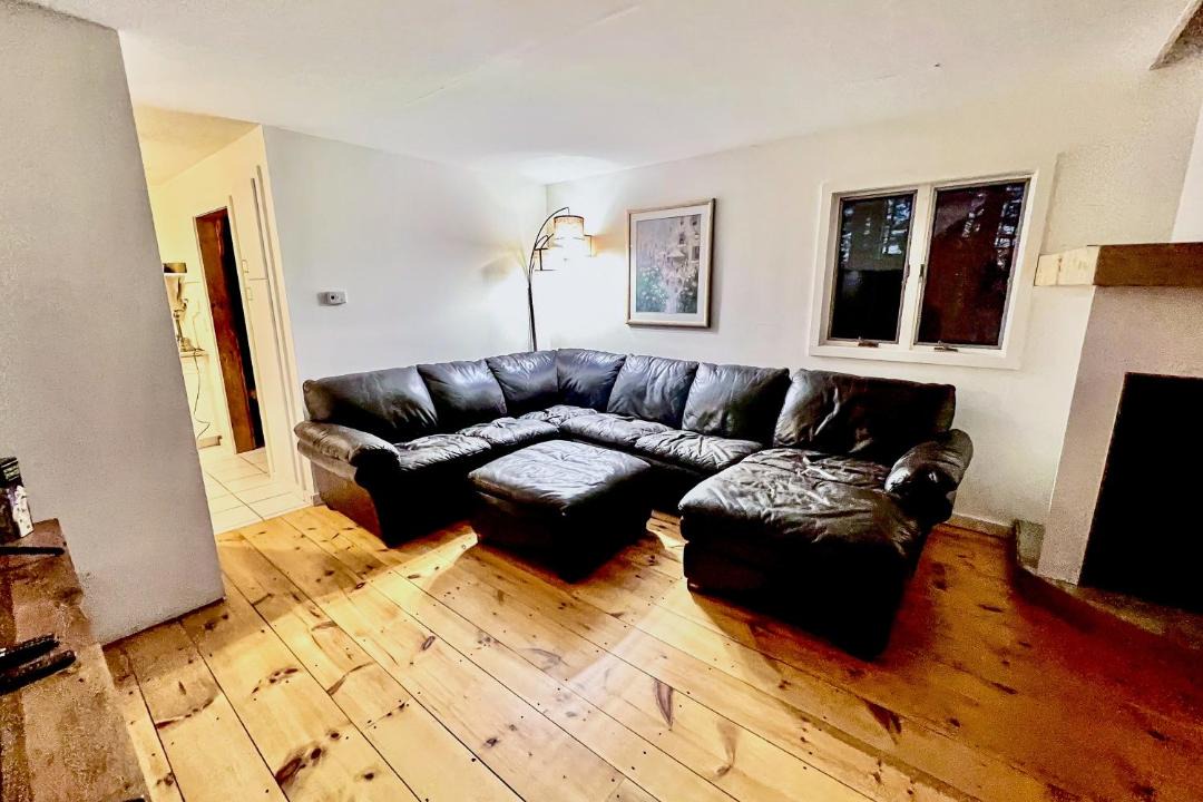 Photo of Livingroom in Castleton