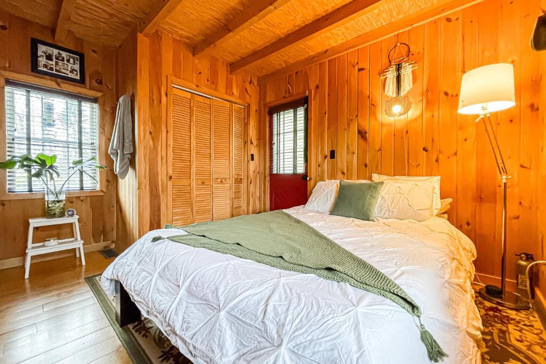 Photo of Bedroom in Diamond Point
