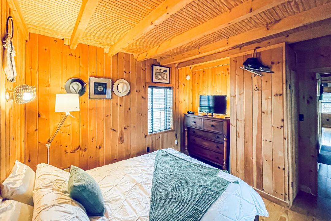 Photo of Bedroom in Diamond Point