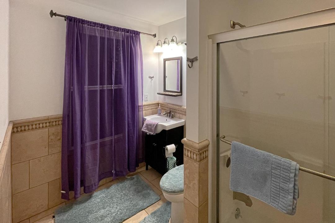 Photo of Bathroom in Malletts Bay
