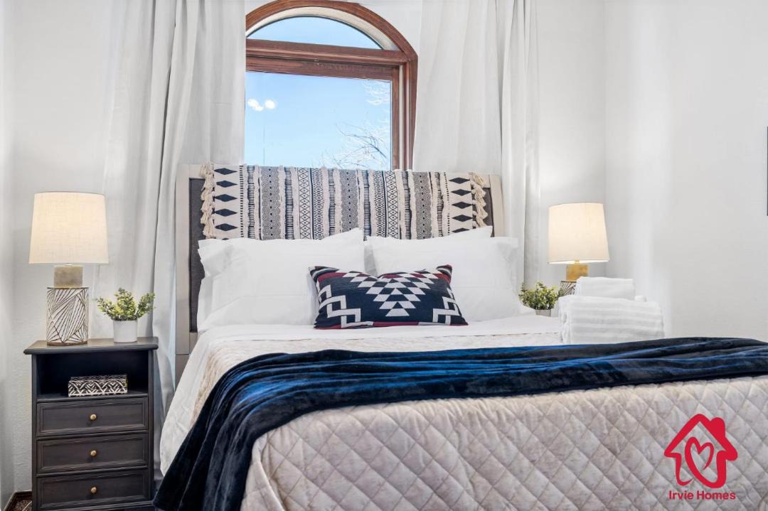 Photo of Bedroom in Northeast Heights