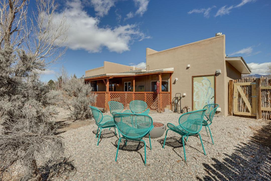 Photo of Others in Taos
