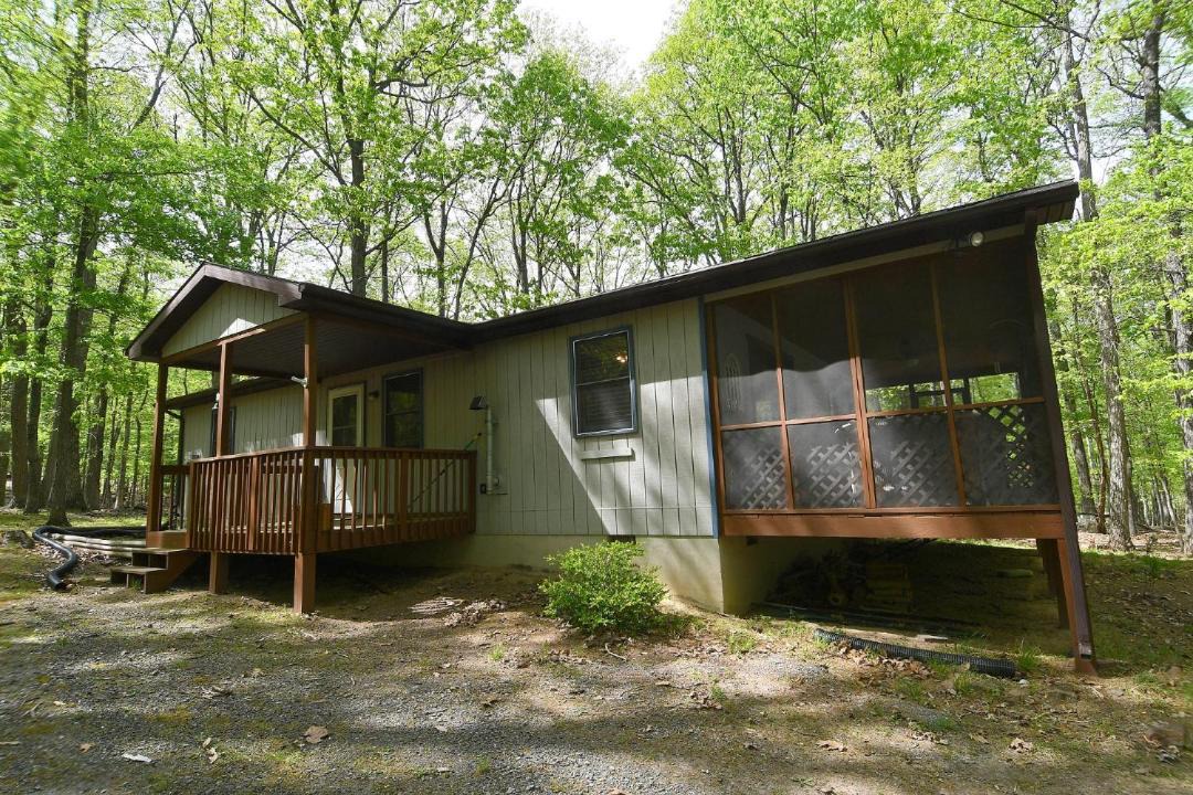 Photo of Buildings in Great Cacapon