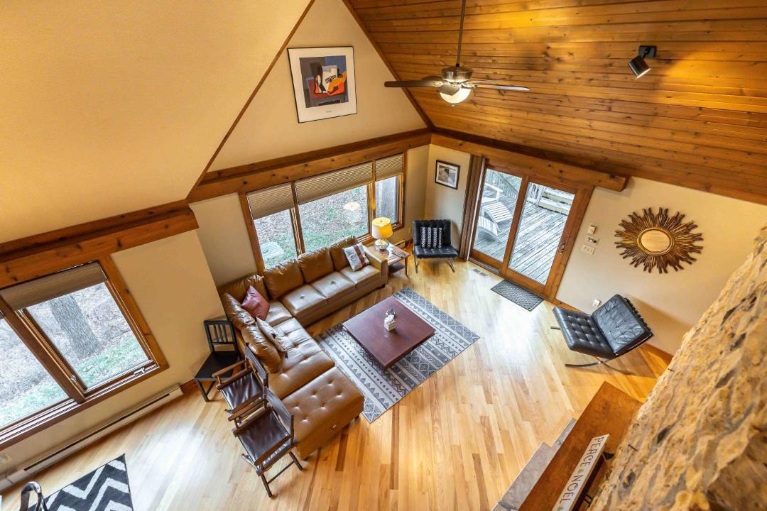 Photo of Livingroom in The Galena Territory