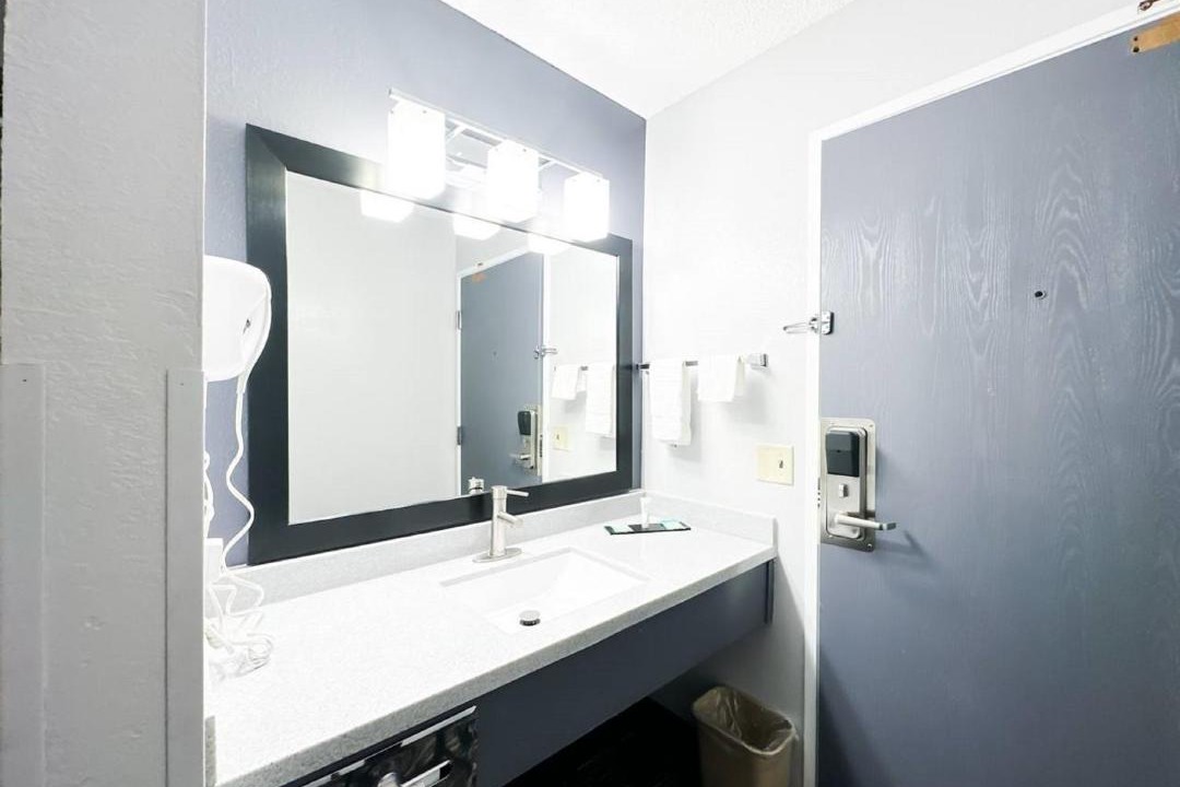 Photo of Bathroom in Blaine