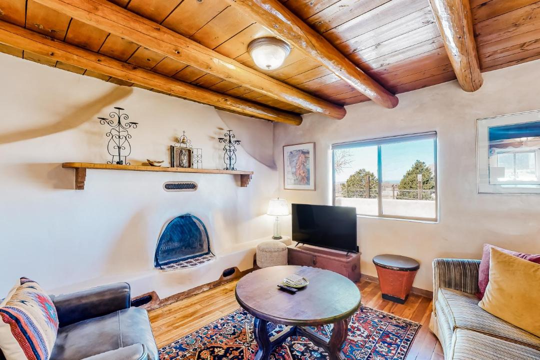 Photo of Livingroom in Taos
