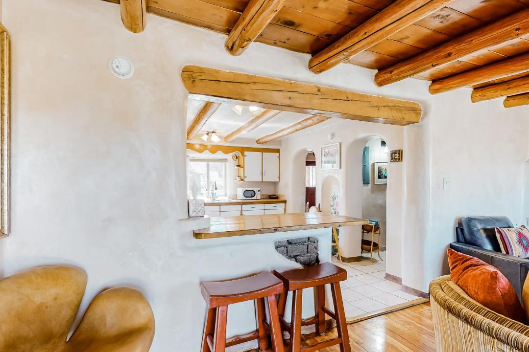 Photo of Livingroom in Taos