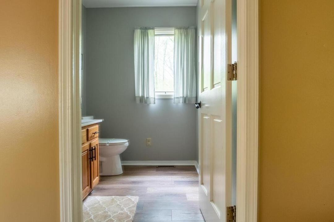 Photo of Bedroom in Helmsburg