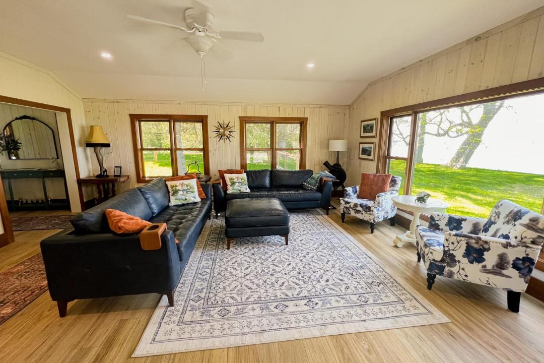 Photo of Livingroom in Isle La Motte