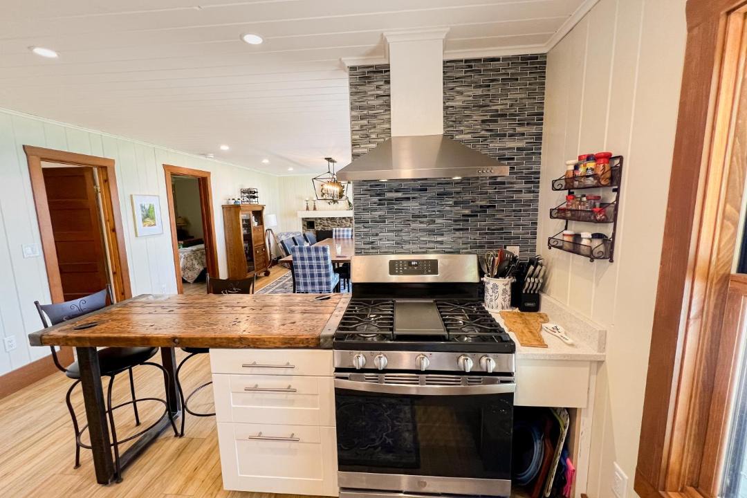Photo of Kitchen in Isle La Motte