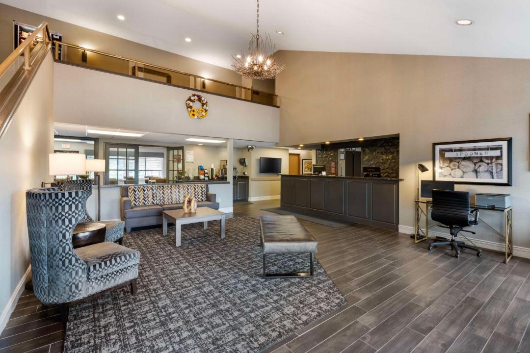 Photo of Livingroom in Spooner