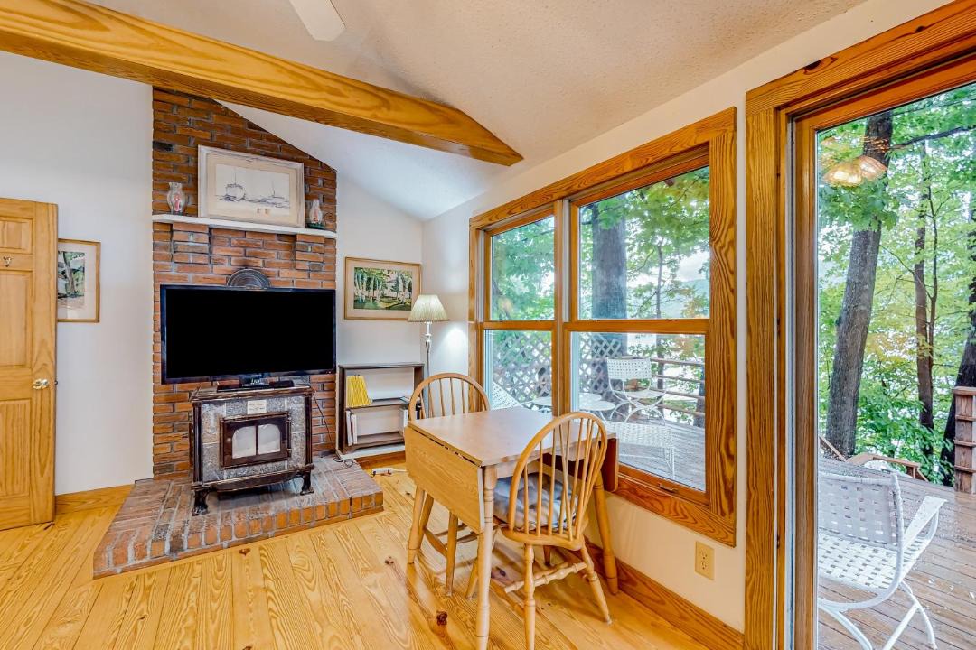 Photo of Livingroom in Silver Bay