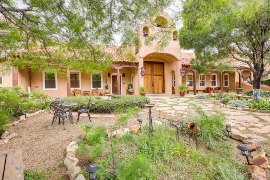 Photo of Buildings in Cerrillos