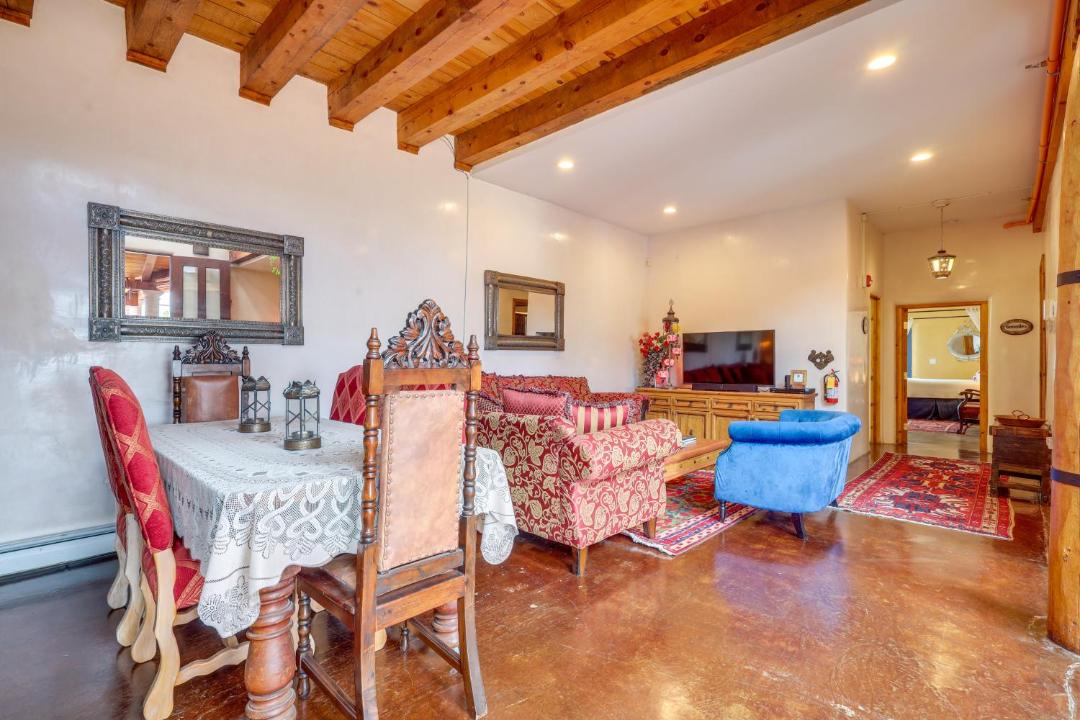 Photo of Livingroom in Cerrillos