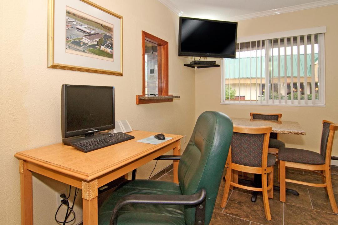 Photo of Livingroom in Shakopee