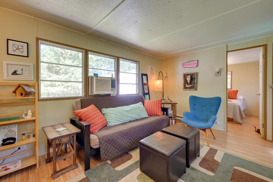 Photo of Livingroom in Mauston