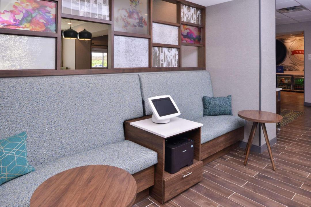 Photo of Livingroom in Lakeville