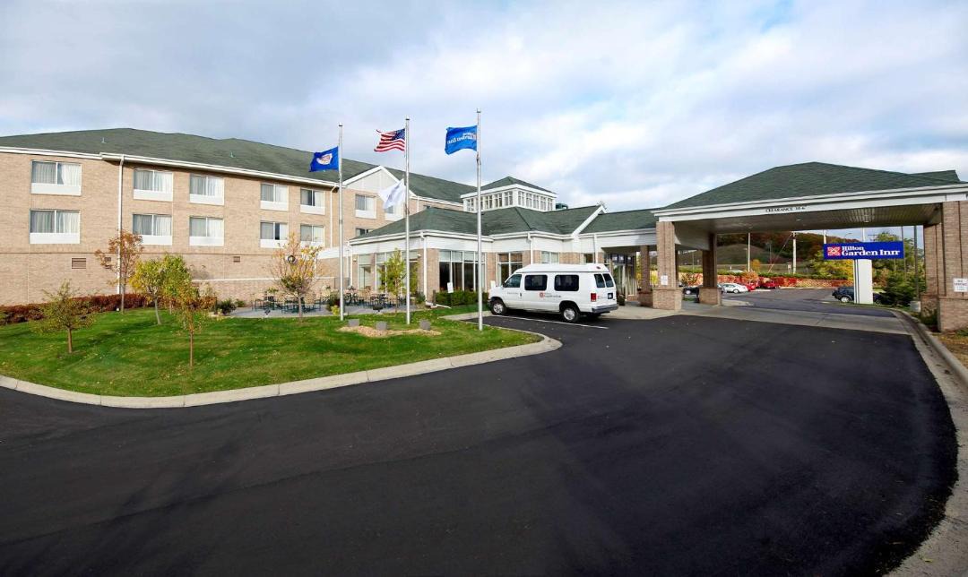 Photo of Buildings in Eden Prairie