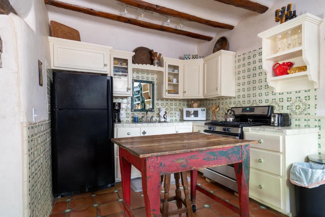 Photo of Kitchen in Tesuque