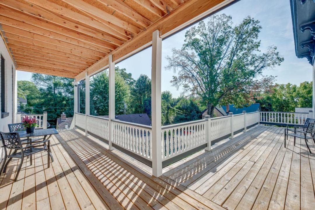 Photo of Patio Balcony in New Albany