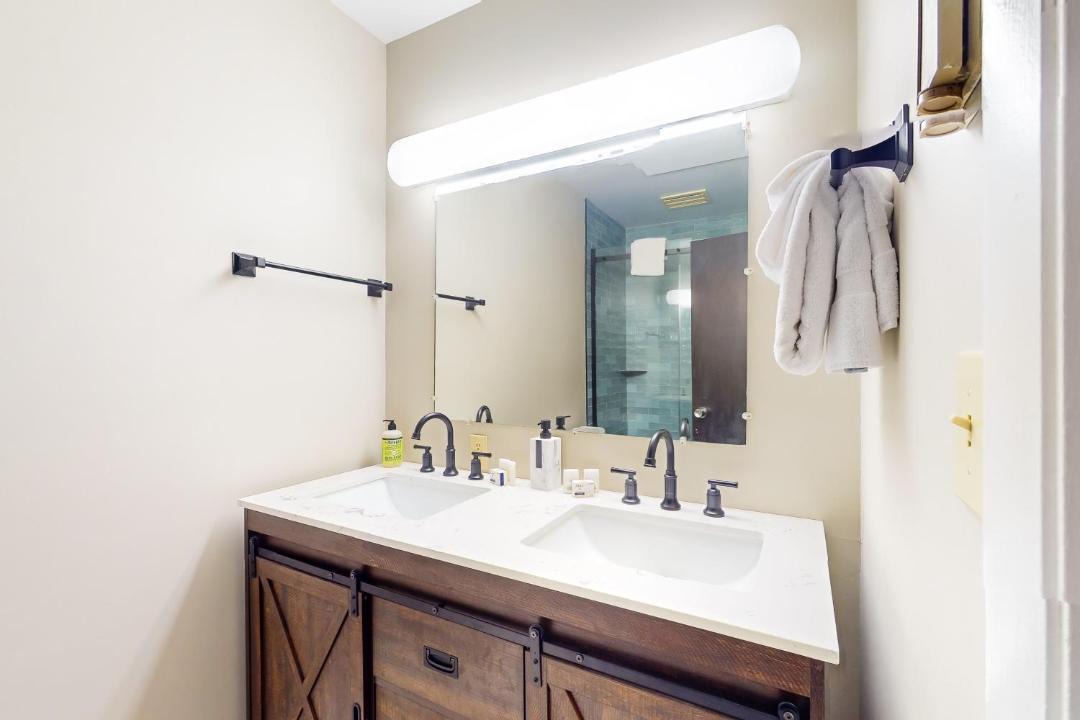 Photo of Bathroom in Jeffersonville