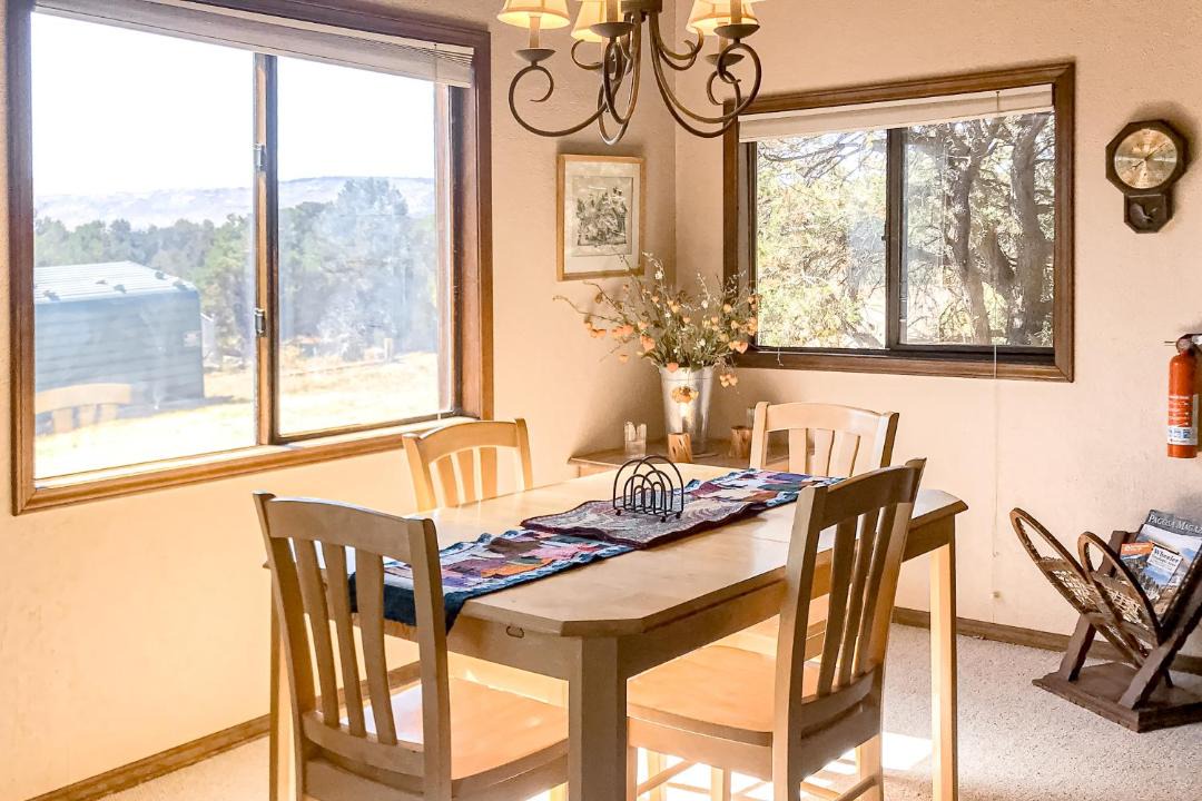 Photo of Livingroom in Alpine Village