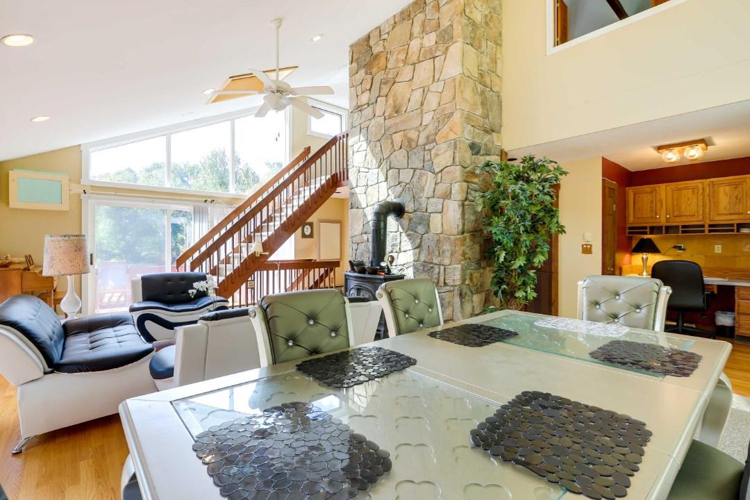 Photo of Livingroom in Woodbury
