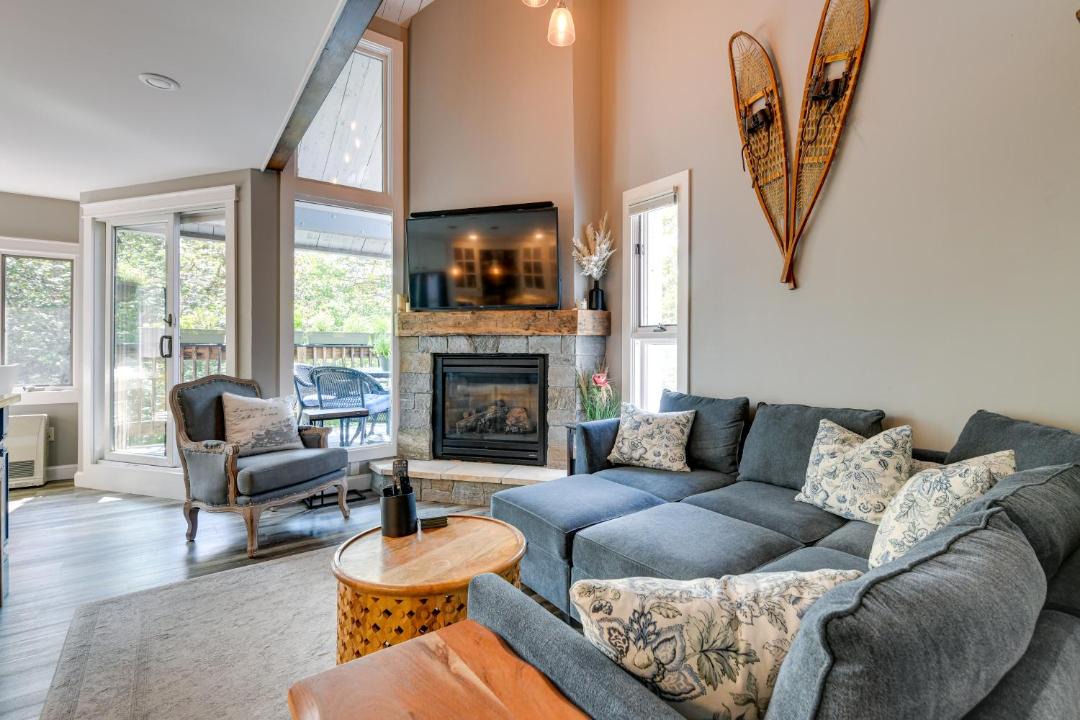Photo of Livingroom in Warren