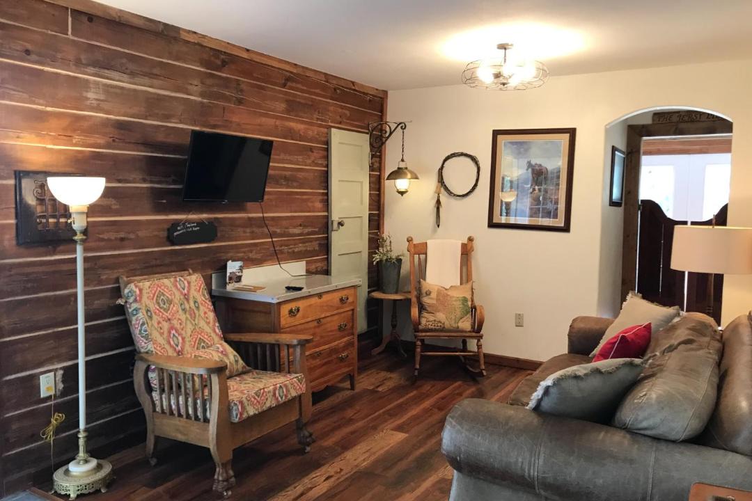 Photo of Livingroom in Alpine Village