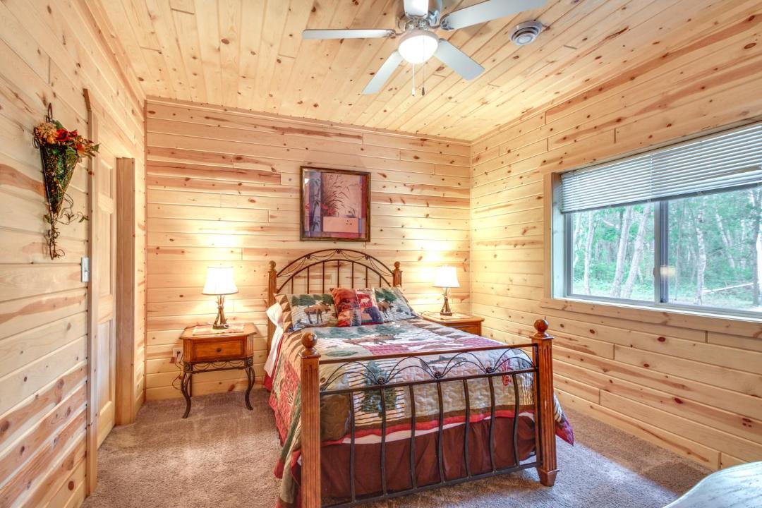 Photo of Bedroom in Pequot Lakes