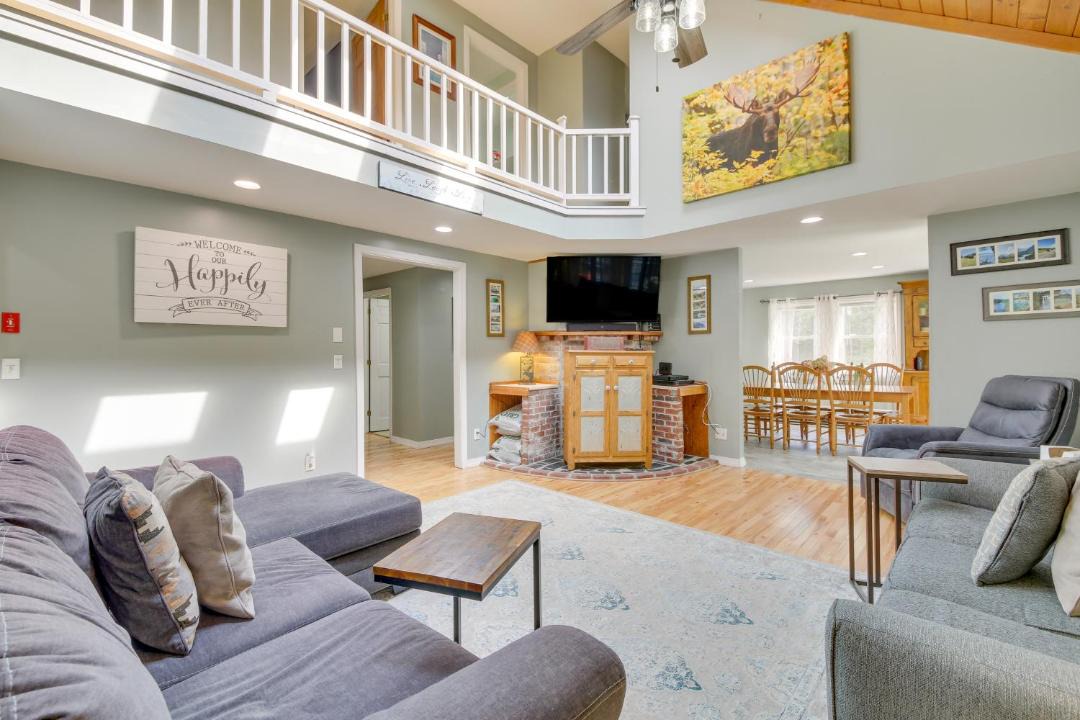 Photo of Livingroom in Searsport