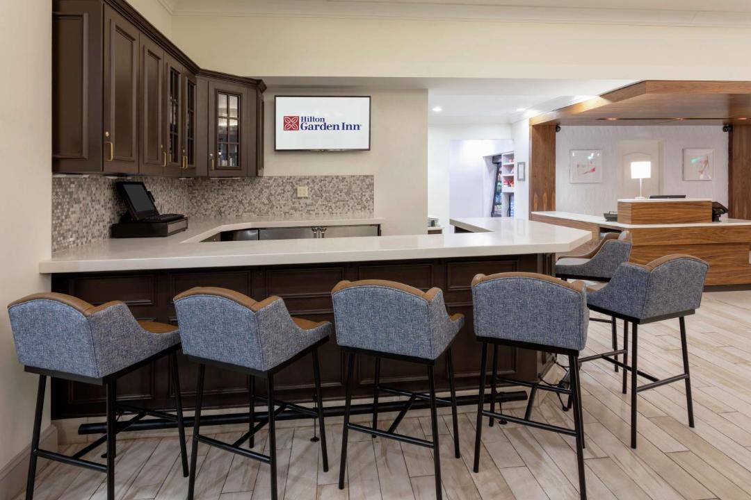 Photo of Livingroom in West Bloomington