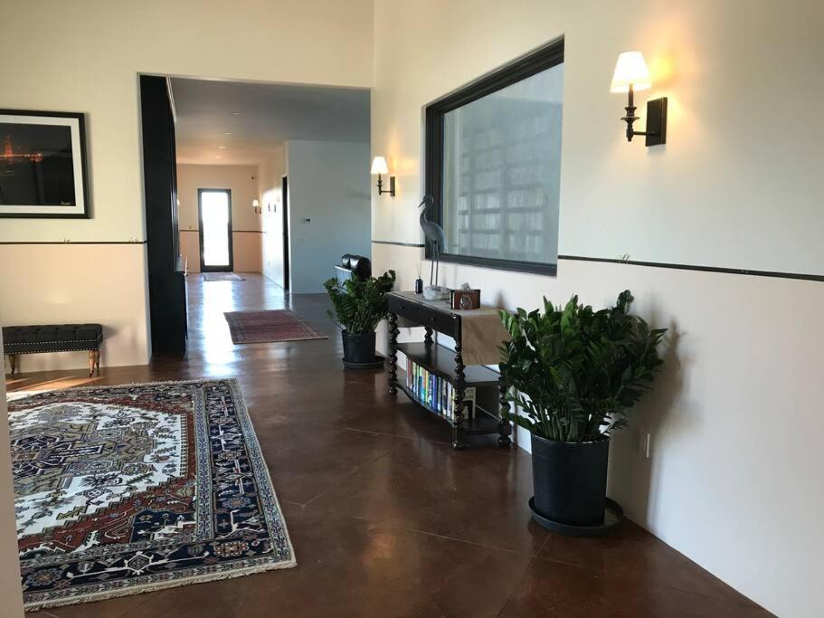 Photo of Livingroom in Ranchos De Taos
