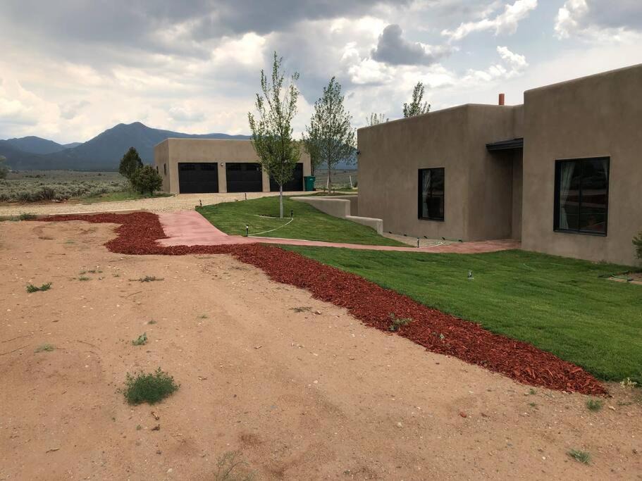 Photo of Buildings in Ranchos De Taos