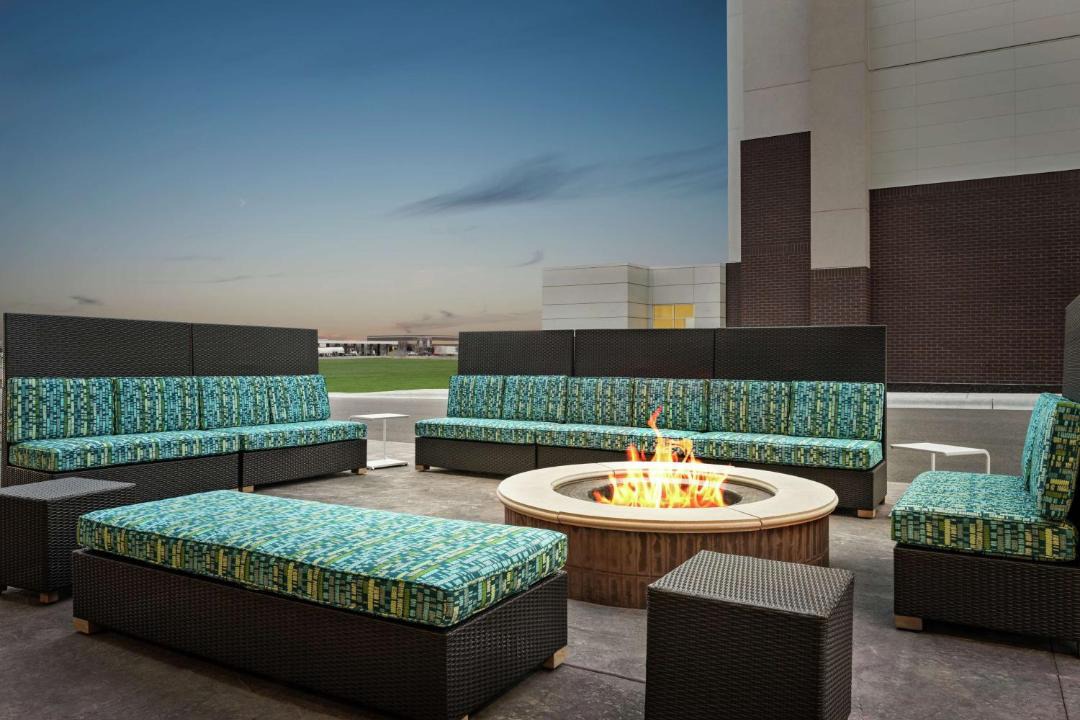 Photo of Patio Balcony in Brooklyn Park