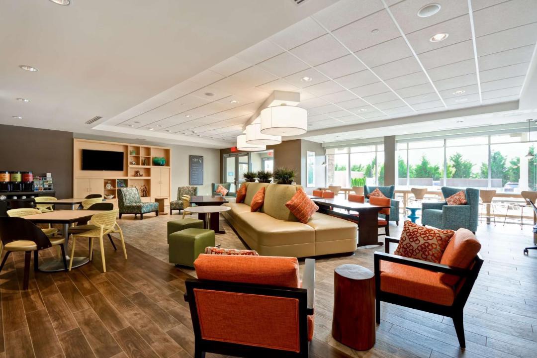 Photo of Livingroom in Charles Town