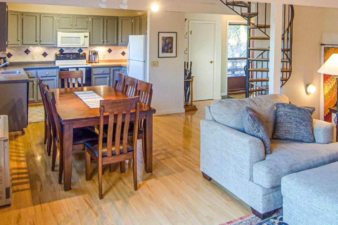 Photo of Livingroom in West Hartford