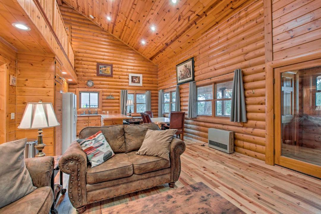 Photo of Livingroom in Angel Fire