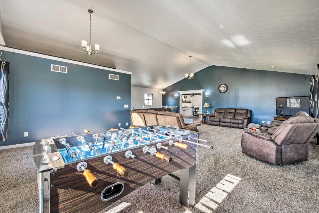Photo of Livingroom in Massillon