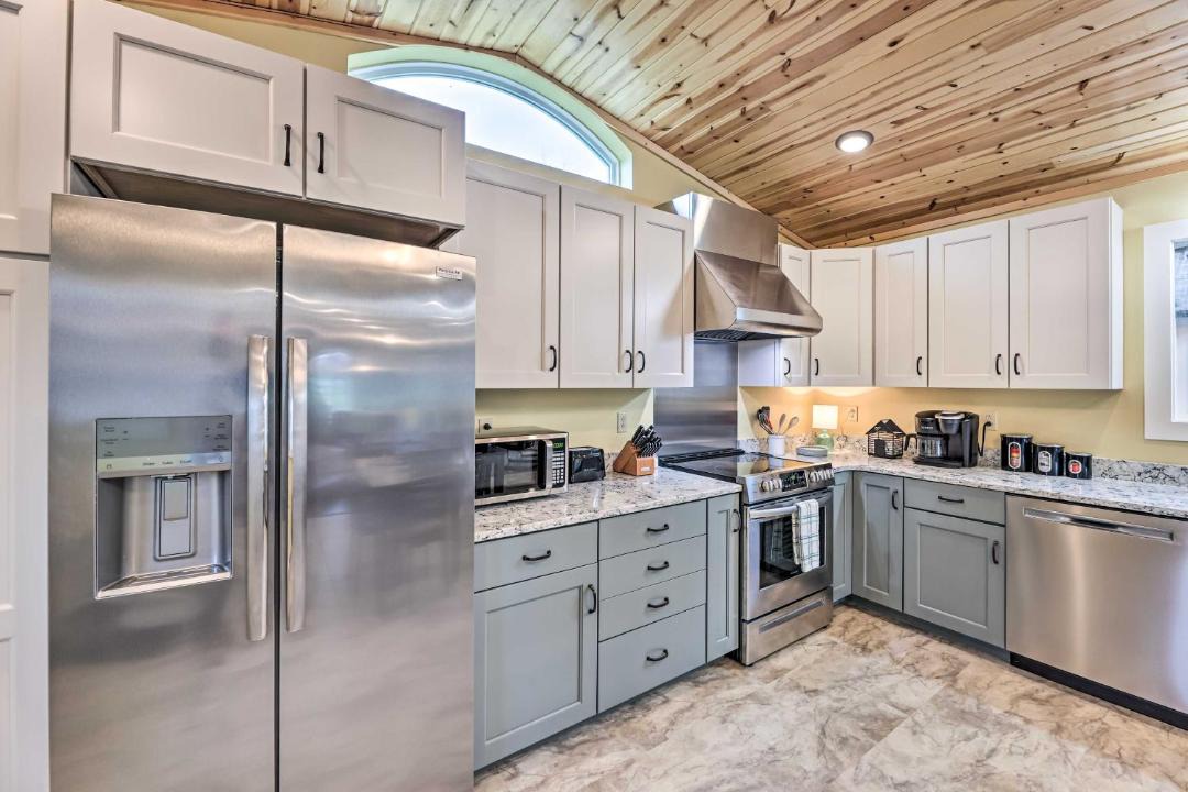 Photo of Kitchen in Marlinton