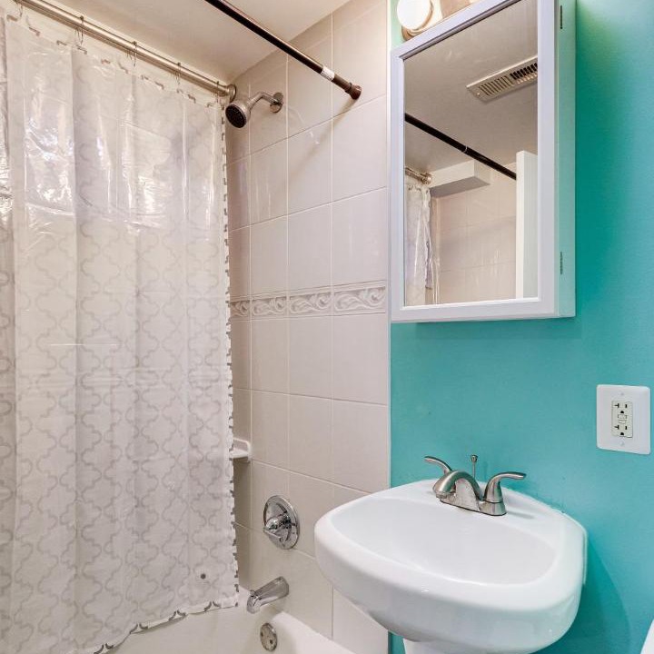 Photo of Bathroom in Seminary Hill
