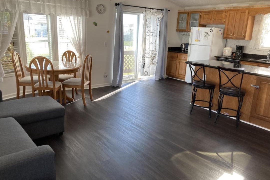 Photo of Livingroom in Assateague Pointe