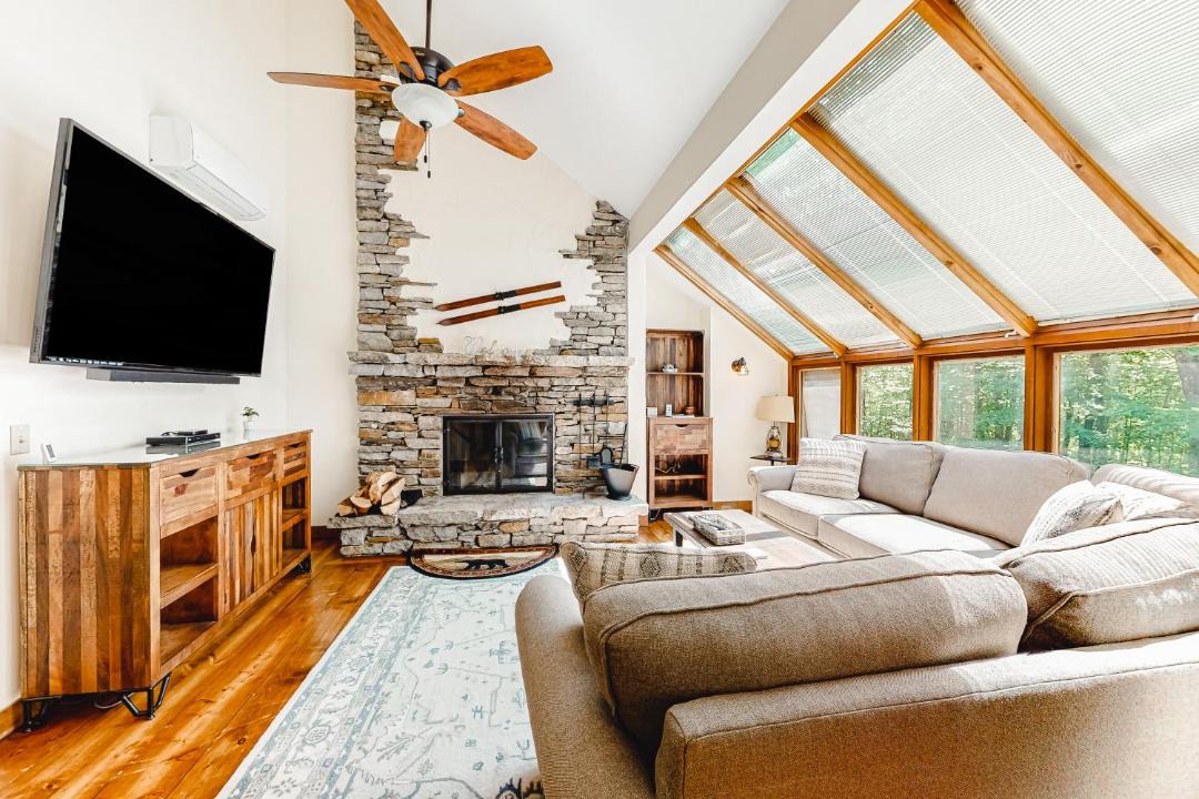 Photo of Livingroom in Plymouth