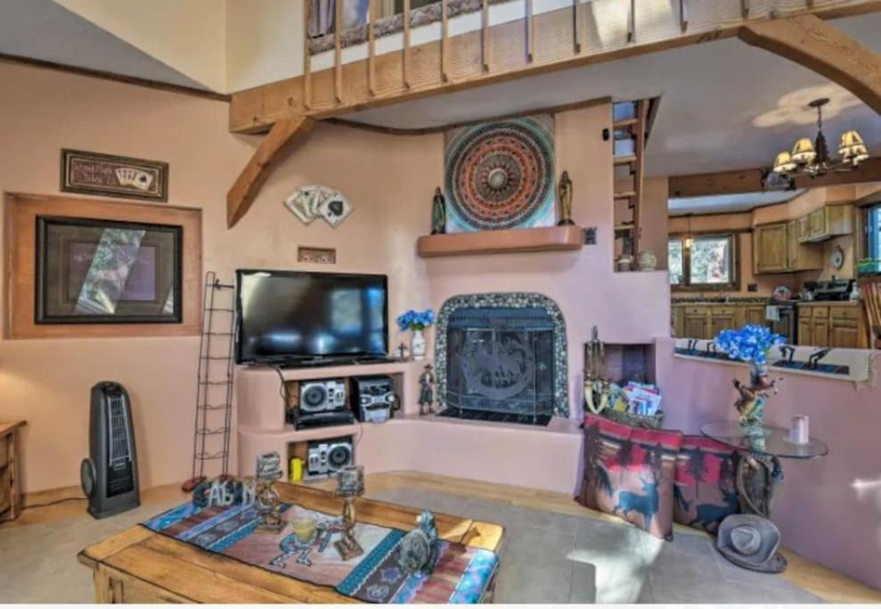 Photo of Livingroom in Angel Fire